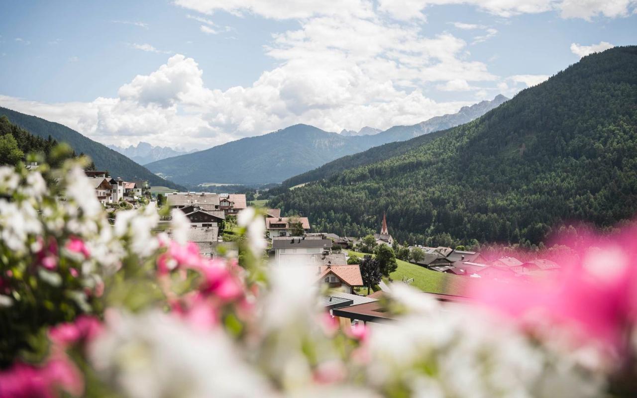 Hotel Waldhof Perca Dış mekan fotoğraf
