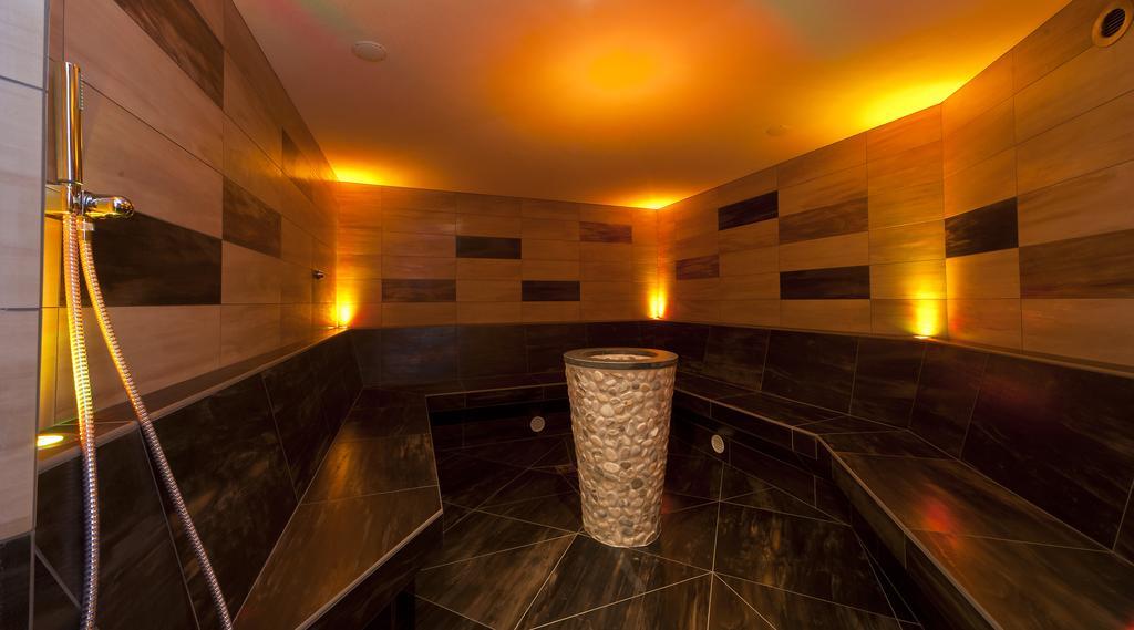 Hotel Waldhof Perca Dış mekan fotoğraf