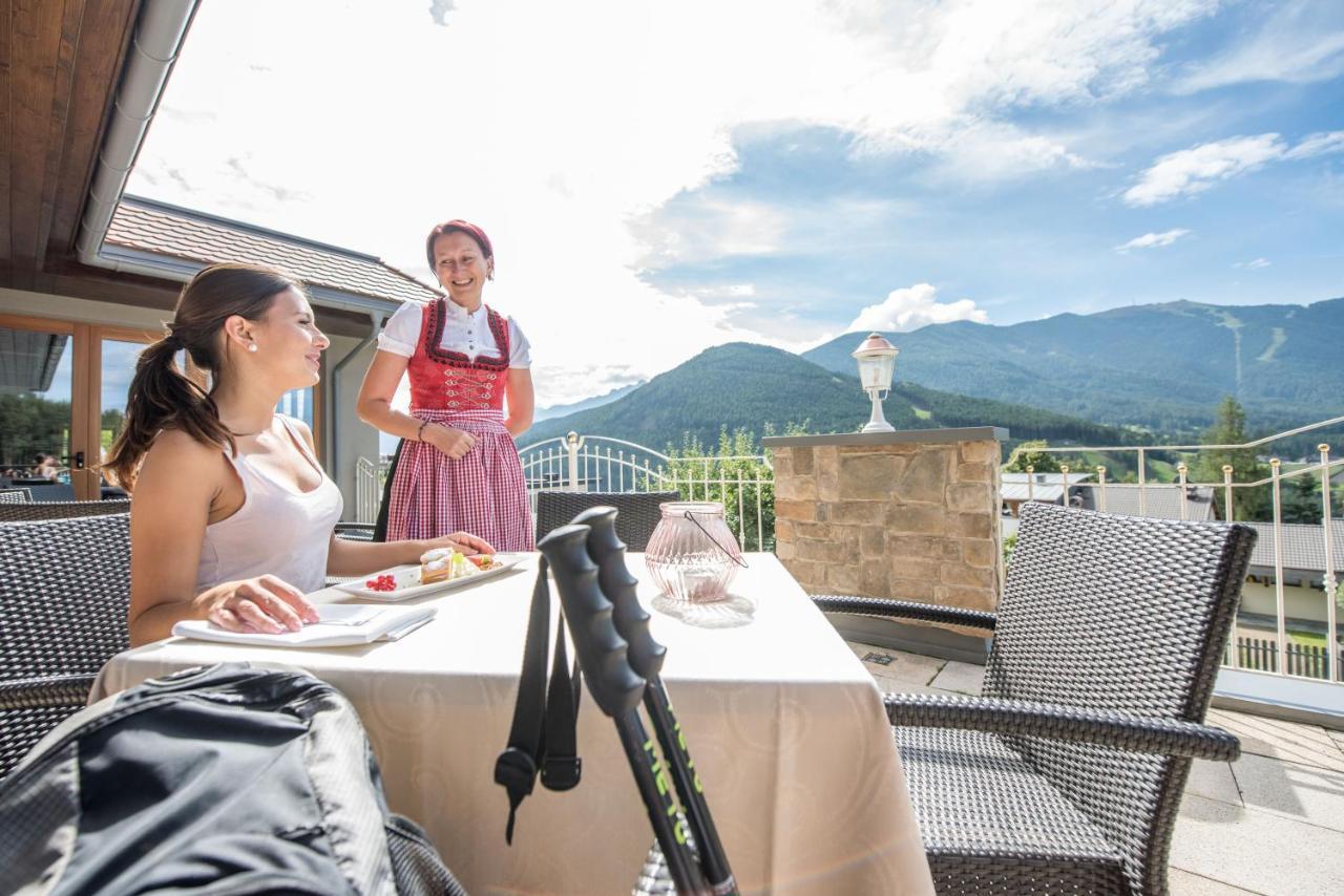 Hotel Waldhof Perca Dış mekan fotoğraf